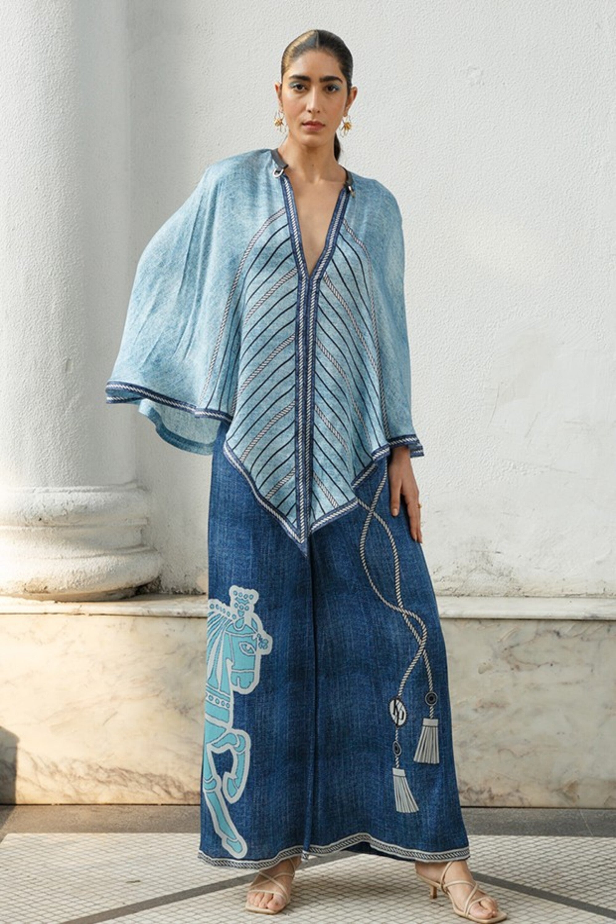 Farzin Cape