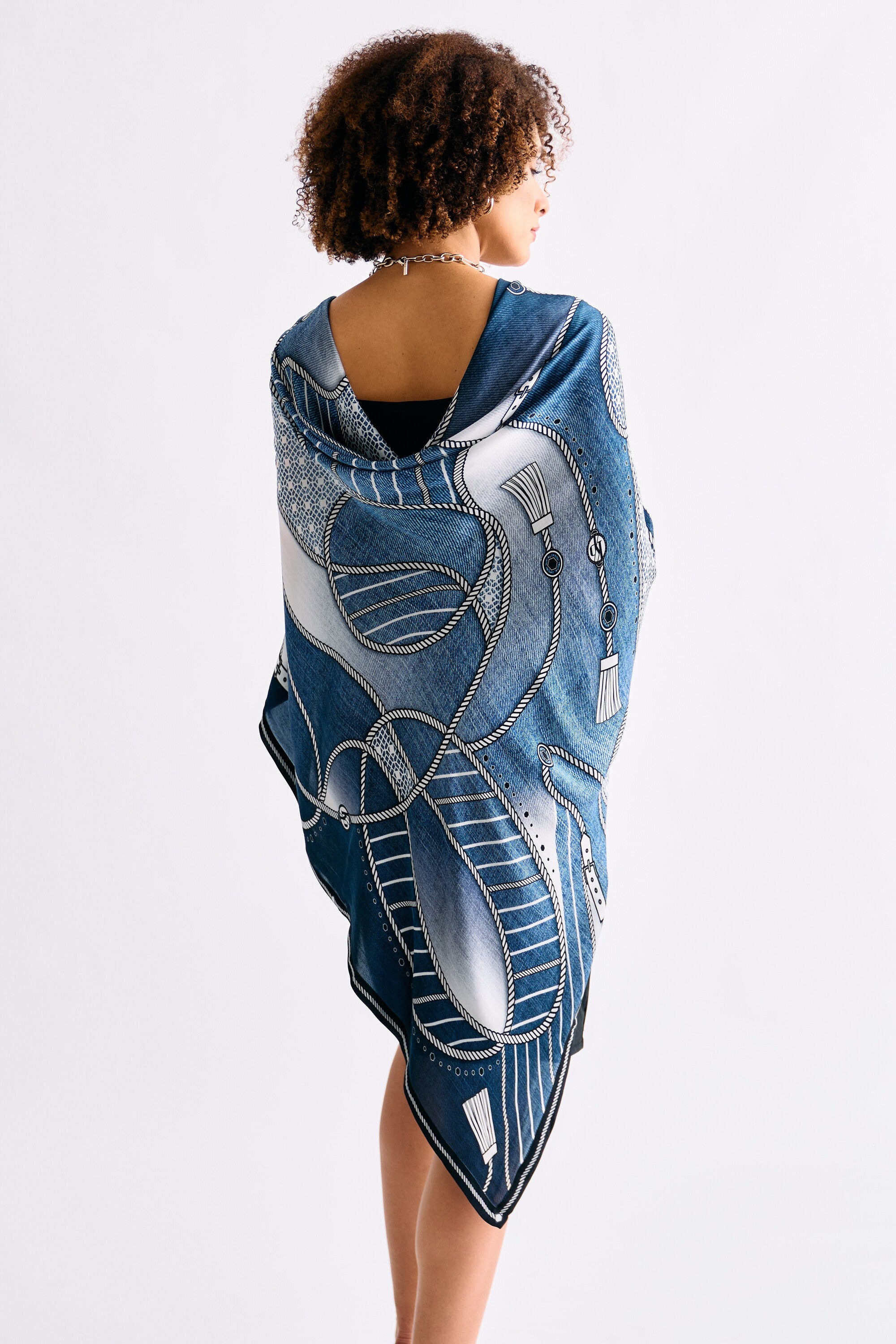 Darwish Scarf