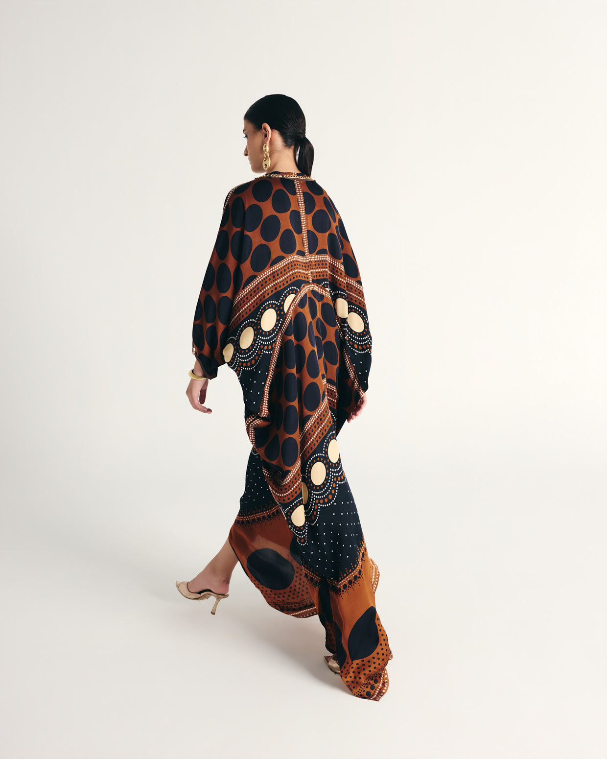 AVAAN KAFTAN