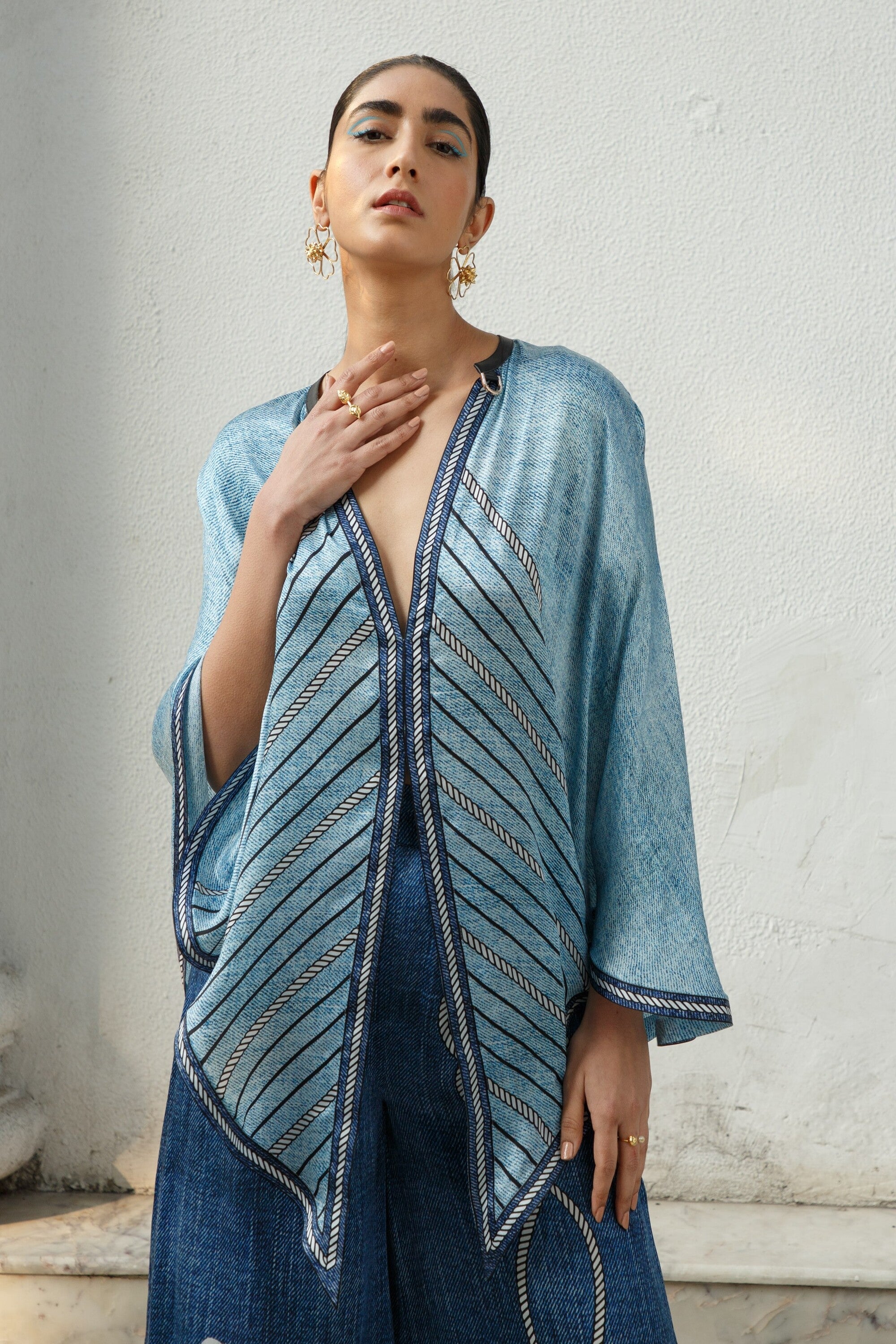 Farzin Cape